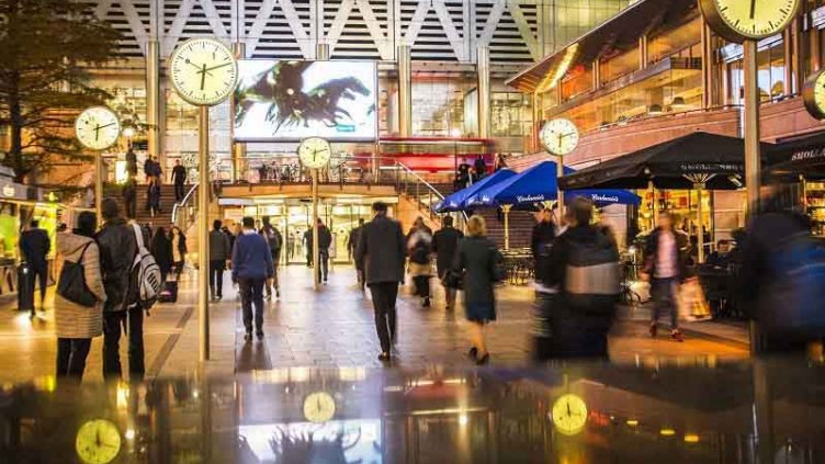 Busy street in Canary Wharf